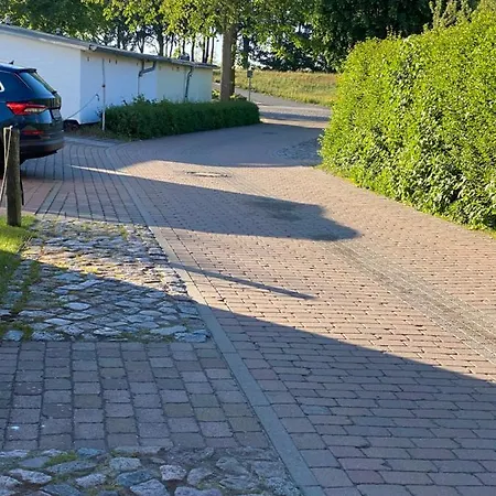 아파트 Tini Am Strandzugang Mit Wlan Inklusive, Keine Haustiere 징스트