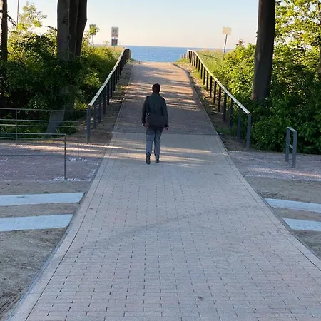 Tini Am Strandzugang Mit Wlan Inklusive, Keine Haustiere 아파트